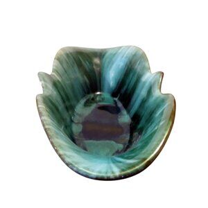 Vintage-BMP- Blue Mountain Pottery Canada Oval Candy/Nut Dish -1970s